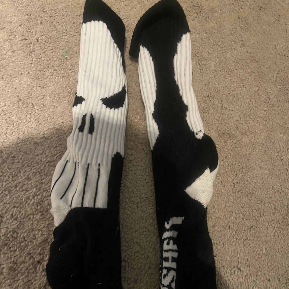 Punisher marvel socks large